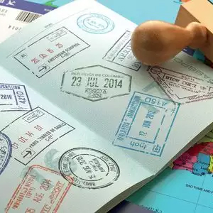 What are the various visa options for studying in the US